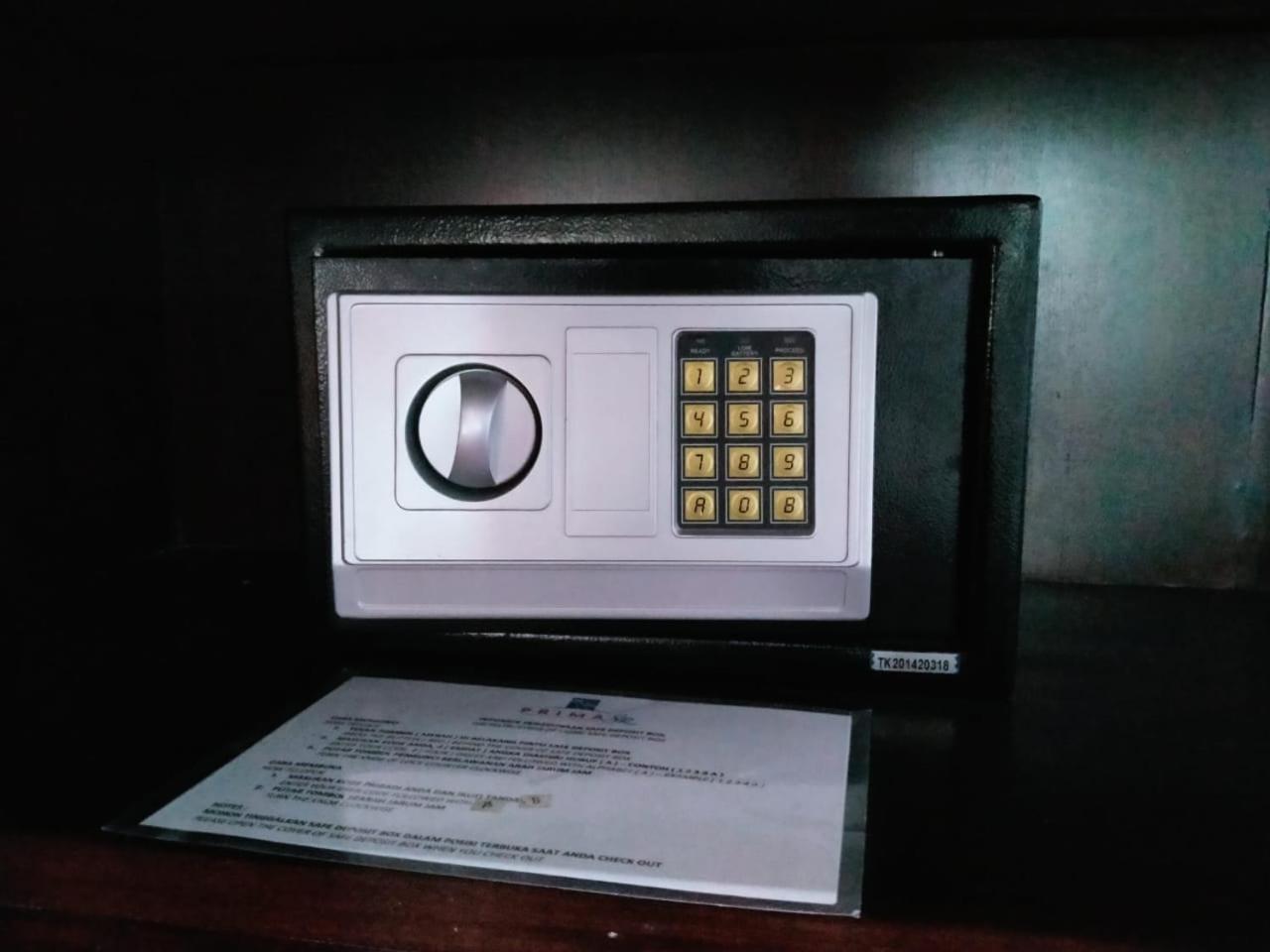 Prima Sr Hotel & Convention Yogyakarta Sleman  Luaran gambar