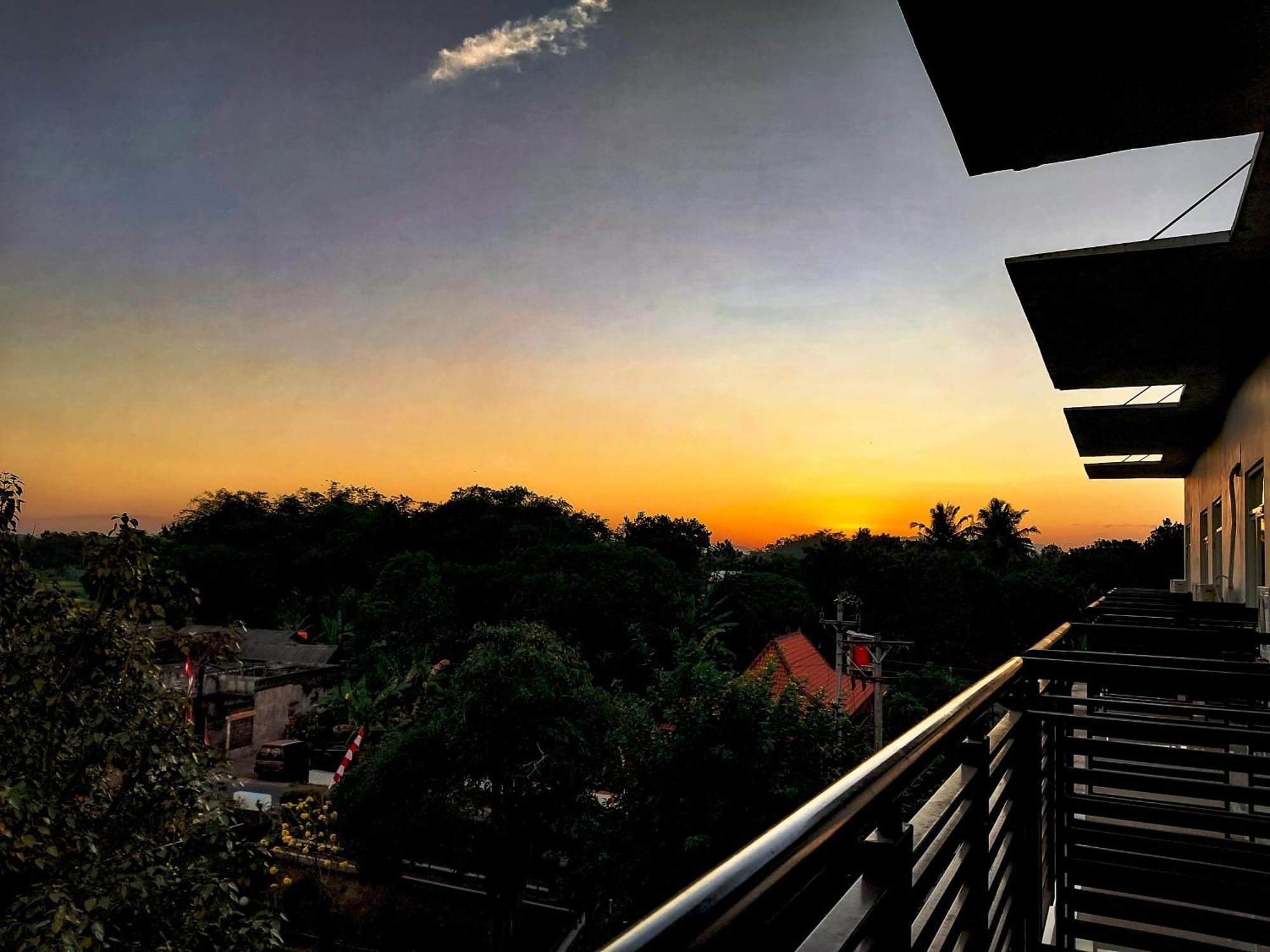 Prima Sr Hotel & Convention Yogyakarta Sleman  Luaran gambar