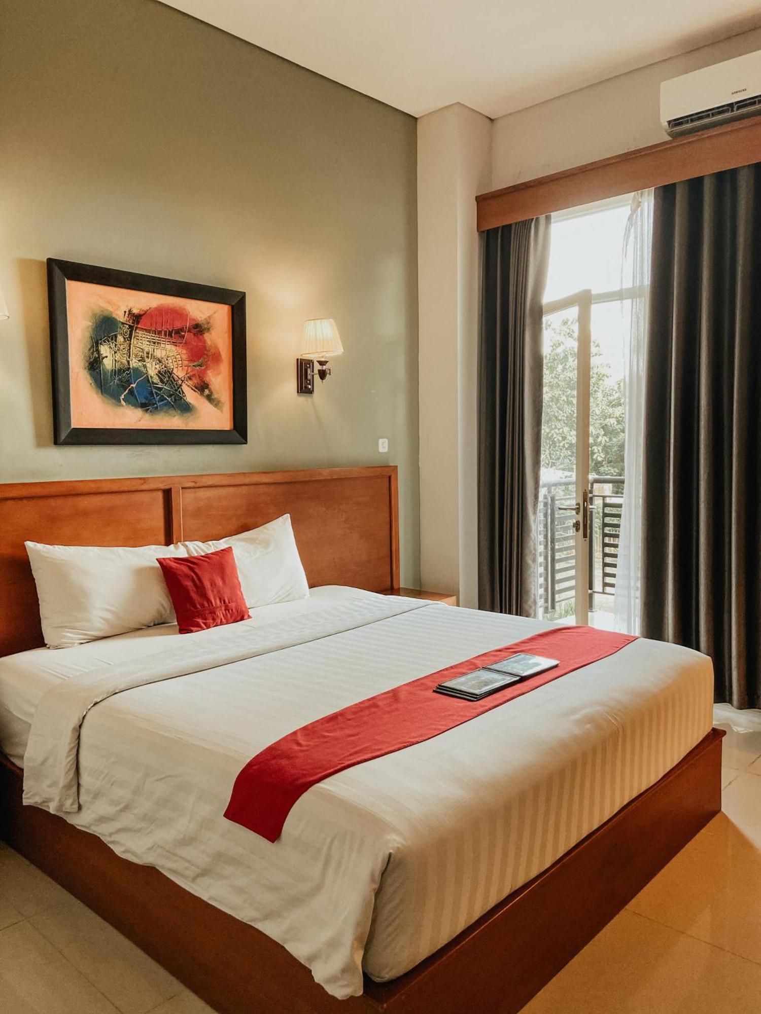 Prima Sr Hotel & Convention Yogyakarta Sleman  Luaran gambar