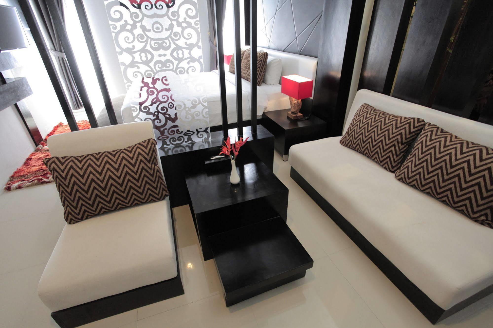 Prima Sr Hotel & Convention Yogyakarta Sleman  Luaran gambar
