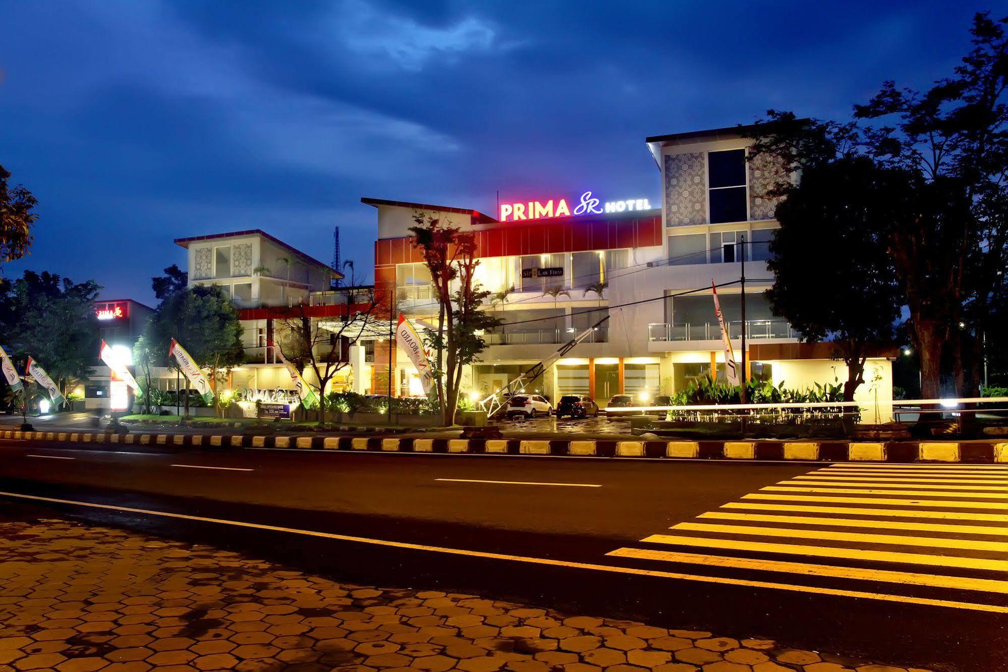 Prima Sr Hotel & Convention Yogyakarta Sleman  Luaran gambar